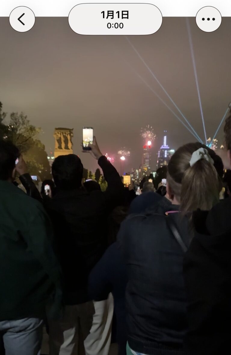 カウントダウン花火